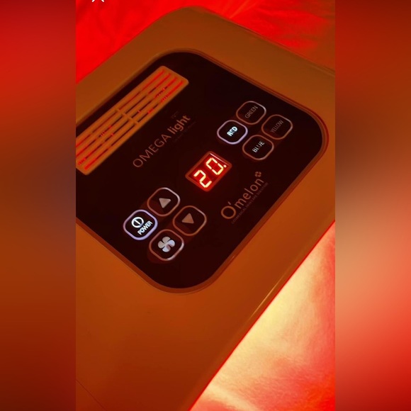 SOLD - Omega led skin lamp OBO - Picture 2 of 4